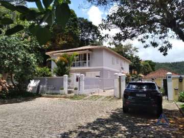 Casa à venda em Nogueira, Petrópolis - RJ