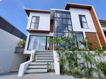 Casa à venda em Valparaíso, Petrópolis - RJ