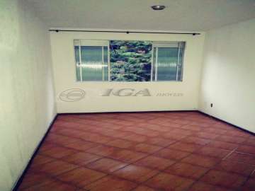 Apartamento à venda em Chácara Flora, Petrópolis - RJ