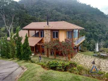 Casa à venda em Itaipava, Petrópolis - RJ
