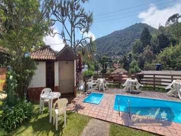 Apartamento à venda em Quitandinha, Petrópolis - RJ