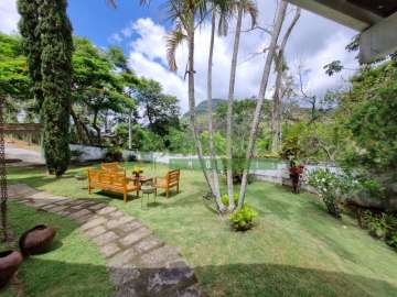 Casa à venda em Itaipava, Petrópolis - RJ
