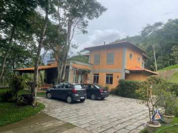 Casa à venda em Itaipava, Petrópolis - RJ