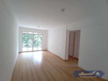 Apartamento à venda em Quitandinha, Petrópolis - RJ