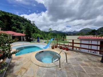 Casa à venda em Itaipava, Petrópolis - RJ