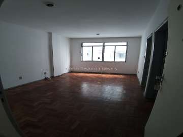 Kitnet / Conjugado à venda em Centro, Juiz de Fora - MG