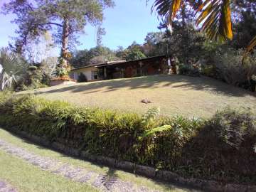 Casa à venda em Araras, Petrópolis - RJ