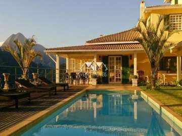 Casa à venda em Outros, Petrópolis - RJ