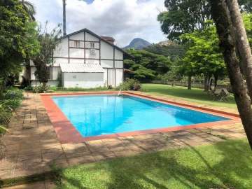Casa à venda em Golfe, Teresópolis - RJ