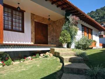 Casa à venda em Vale do Paraíso, Teresópolis - RJ