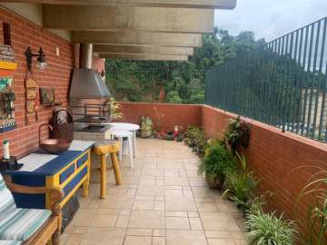 Apartamento à venda em Agriões, Teresópolis - RJ