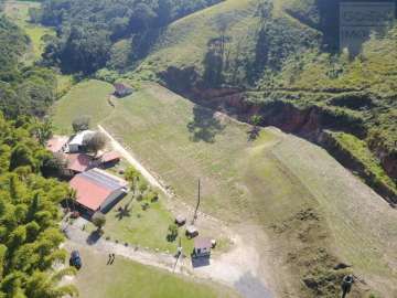 Fazenda / Sítio à venda em Centro, São José do Vale do Rio Preto - RJ