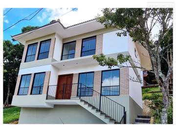 Casa à venda em Vargem Grande, Teresópolis - RJ