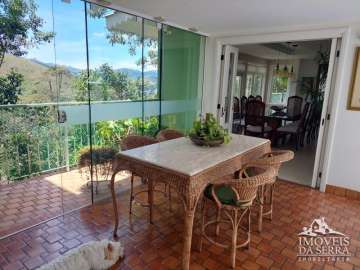 Casa à venda em Itaipava, Petrópolis - RJ