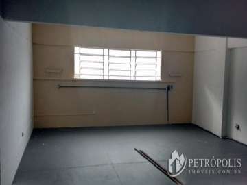 Sala à venda em Alto da Serra, Petrópolis - RJ