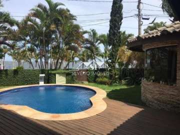 Casa à venda em Centro, Cabo Frio - RJ
