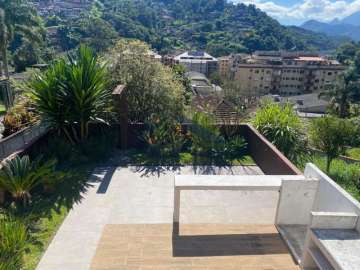 Casa à venda em Retiro, Petrópolis - RJ