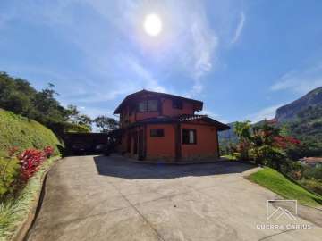 Casa à venda em Samambaia, Petrópolis - RJ