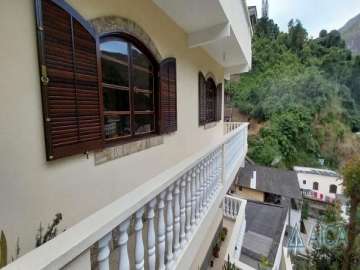 Casa à venda em Quissamã, Petrópolis - RJ