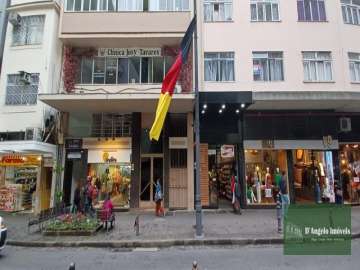Apartamento à venda em Centro, Petrópolis - RJ
