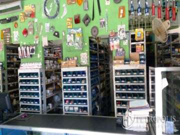 Loja à venda em Pedro do Rio, Petrópolis - RJ