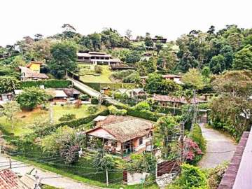Casa à venda em Itaipava, Petrópolis - RJ