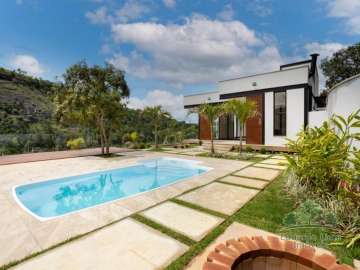 Casa à venda em Centro, Areal - RJ