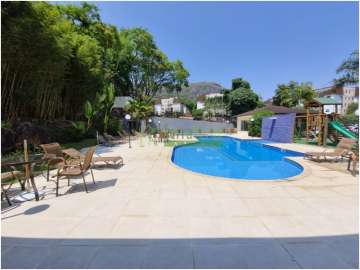 Apartamento à venda em Samambaia, Petrópolis - RJ