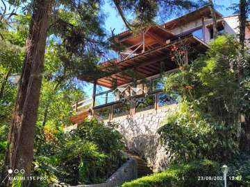 Casa à venda  em Quitandinha, Petrópolis - RJ