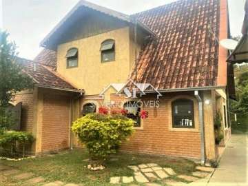 Casa à venda em Itaipava, Petrópolis - RJ