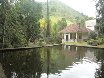 Casa à venda em Estrada da Saudade, Petrópolis - RJ