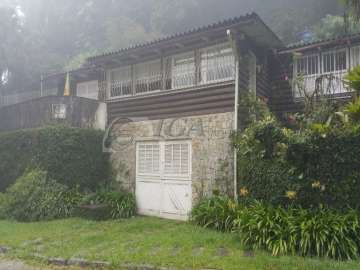 Casa à venda  em Quitandinha, Petrópolis - RJ