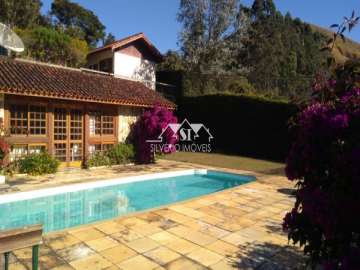 Casa à venda em Samambaia, Petrópolis - RJ