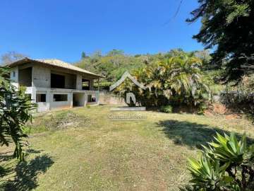 Casa à venda em Itaipava, Petrópolis - RJ