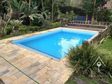 Casa à venda em Araras, Petrópolis - RJ