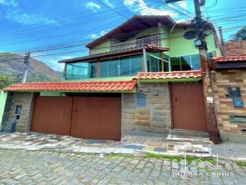 Casa à venda em Itamarati, Petrópolis - RJ