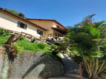 Casa à venda em Itaipava, Petrópolis - RJ