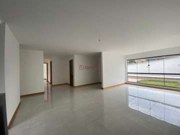Casa à venda em Barroso, Teresópolis - RJ