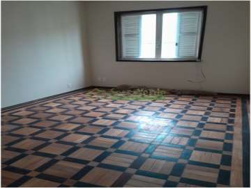 Casa à venda em Bairro Castrioto, Petrópolis - RJ