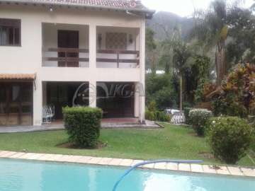 Casa à venda em Itaipava, Petrópolis - RJ