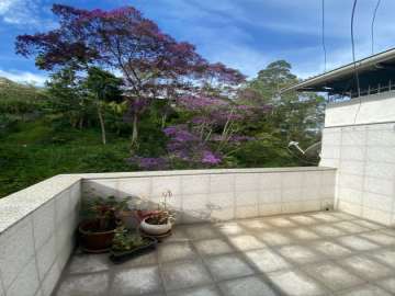 Cobertura à venda em Centro, Petrópolis - RJ