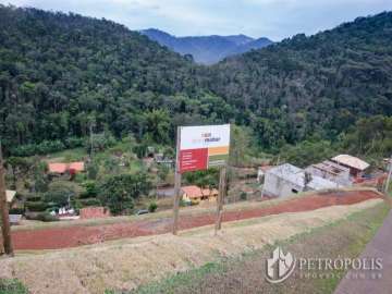 Terreno Residencial à venda em Pedro do Rio, Petrópolis - RJ