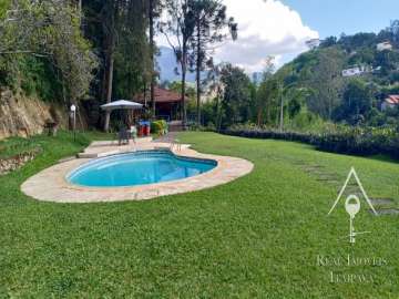 Casa à venda em Corrêas, Petrópolis - RJ