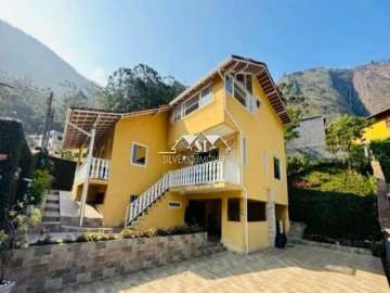 Casa à venda em Retiro, Petrópolis - RJ