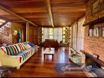 Casa à venda em Taquara, Petrópolis - RJ