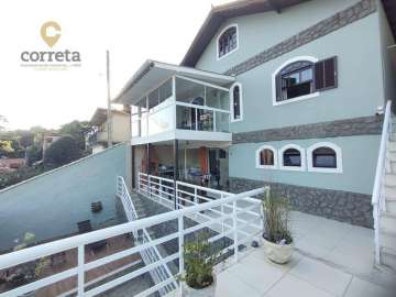 Casa à venda em Catarcione, Nova Friburgo - RJ