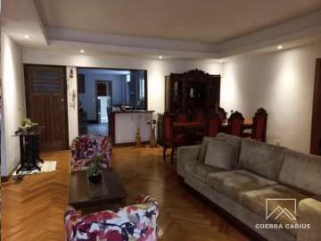 Apartamento à venda em Centro, Petrópolis - RJ