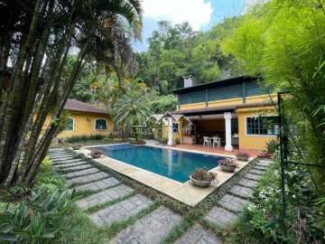 Casa para alugar em Centro, Petrópolis - RJ