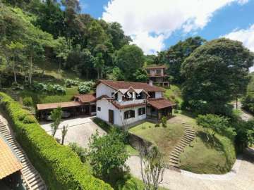 Casa à venda em Araras, Petrópolis - RJ