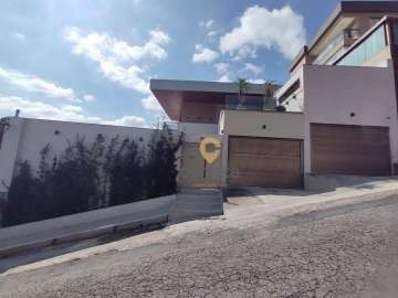 Casa à venda em Conselheiro Paulino, Nova Friburgo - RJ